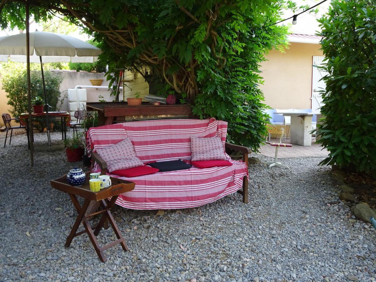 Maison Bon Ton Paraza Bagian luar foto